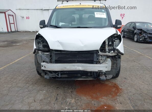 ZFBERFAT2G6B48915 2016 RAM PROMASTER CITY White Vista frontal