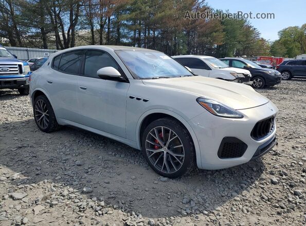 ZN682AVM7P7442532 2023 MASERATI GRECALE Silver Front right