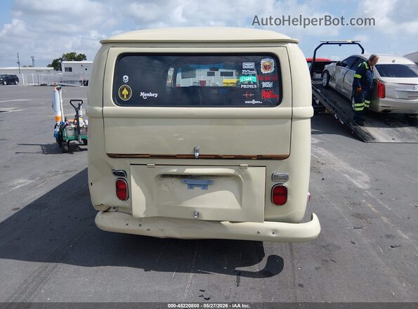 2112001132 1970 VOLKSWAGEN VANAGON Cream 