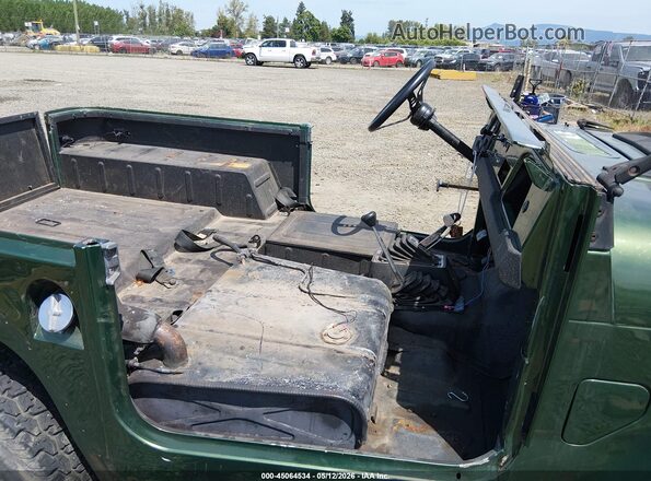 FJ40100316 1971 TOYOTA LANDCRUISER Green Front interior view