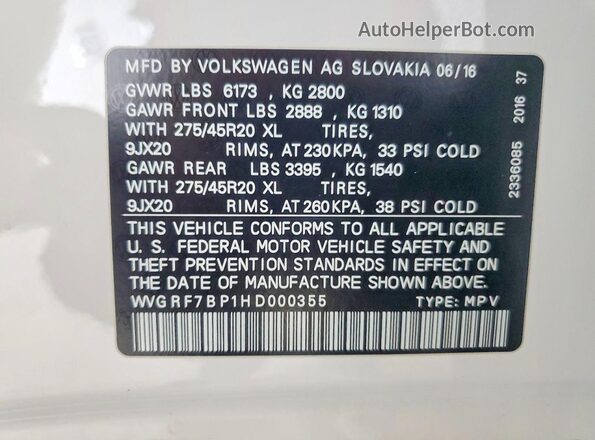WVGRF7BP1HD000355 2017 VOLKSWAGEN TOUAREG White 