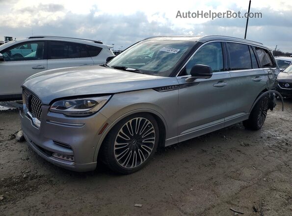 5LM5J9XC0PGL23725 2023 LINCOLN AVIATOR Серебряный 