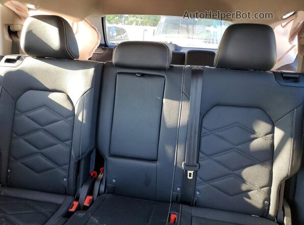 1V2WR2CA1SC522622 2025 VOLKSWAGEN ATLAS Gray Rear interior view