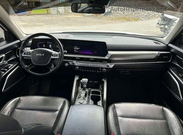 5XYP2DGC8PG353106 2023 KIA TELLURIDE Белый Вид салона спереди