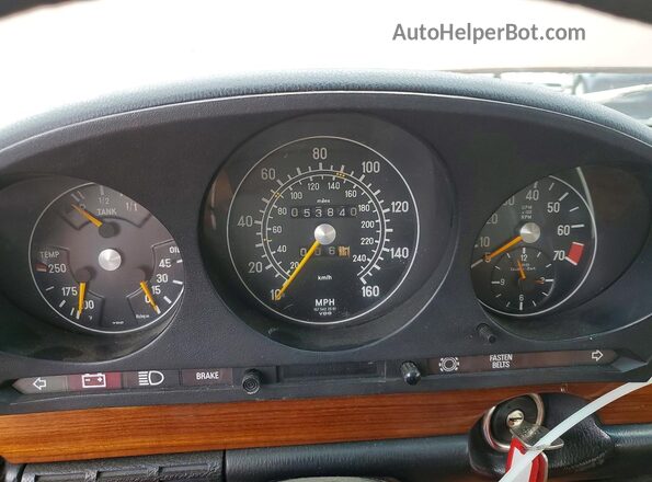 11602412073370 1977 MERCEDES-BENZ 280 Коричневый 