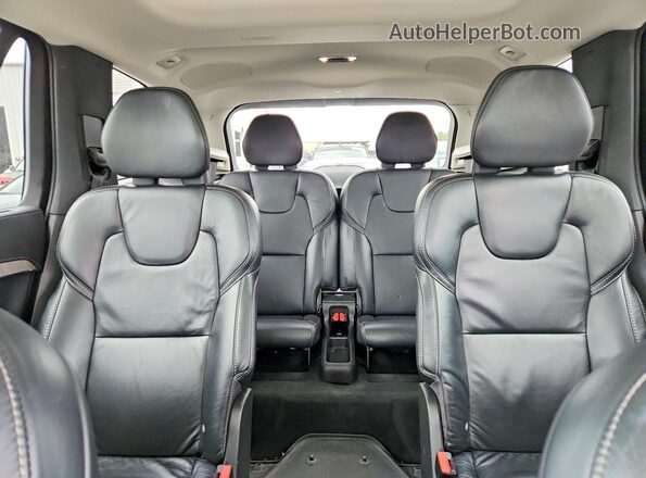 YV4BR00L0M1713714 2021 VOLVO XC90 Black Սալոնի հետևի տեսք