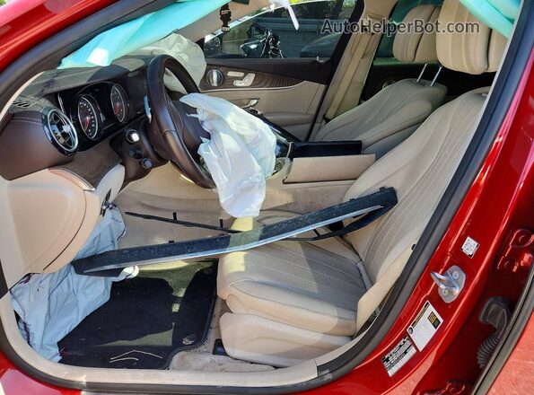WDDZF4JB3HA204929 2017 MERCEDES-BENZ E Красный Вид салона спереди