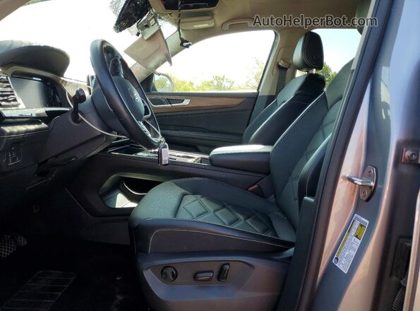 1V2HR2CA7RC580740 2024 VOLKSWAGEN ATLAS Silver 