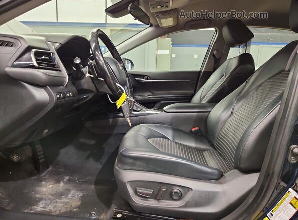 4T1G11AK8LU342743 2020 TOYOTA CAMRY Blue Vista interior delantera