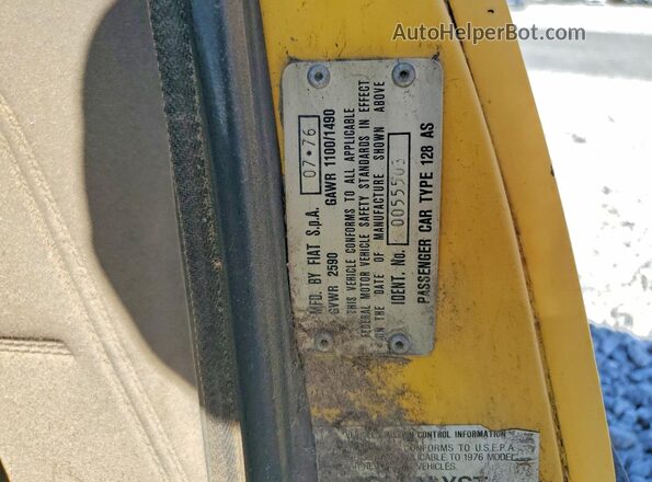 128AS0055503 1976 FIAT UK Yellow Вид підкапотного простору