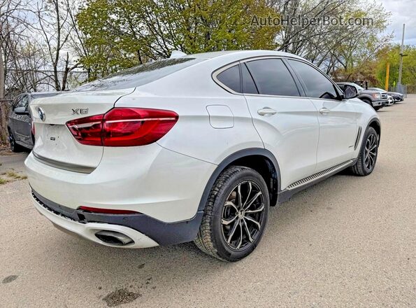 5UXKU6C37H0W38407 2017 BMW X6 White Widok z przodu