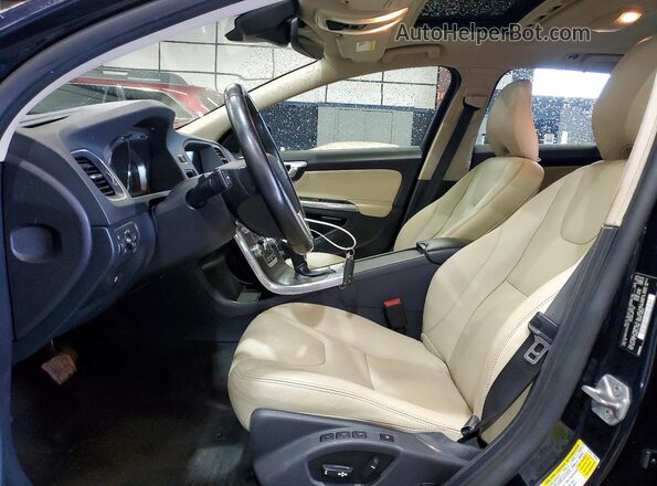 YV140MEK7G1314343 2016 VOLVO V60 Blue 