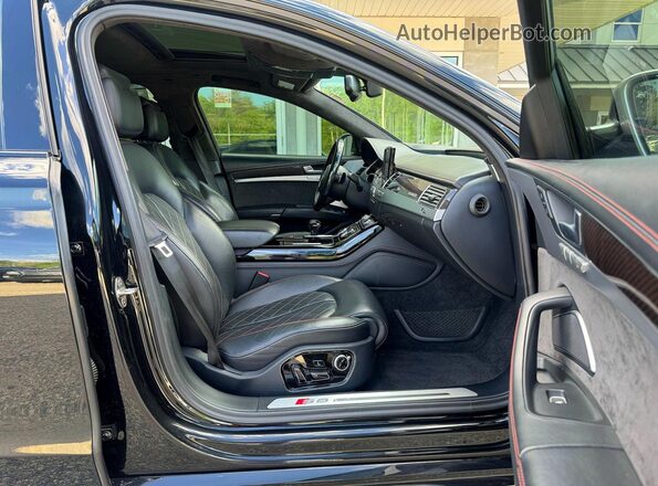 WUAJ5AFD5HN901064 2017 AUDI S8 Black 