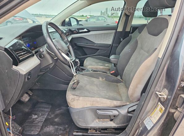 3VVDX7B21NM002706 2022 VOLKSWAGEN TAOS Gray 