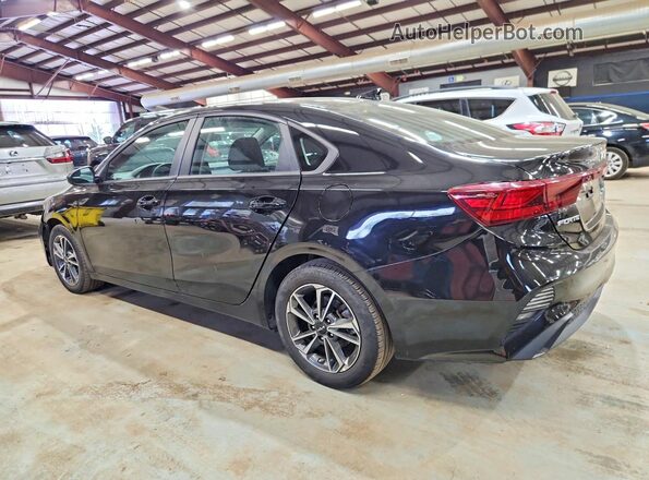 3KPF24AD1PE538382 2023 KIA FORTE Black Tył lewy