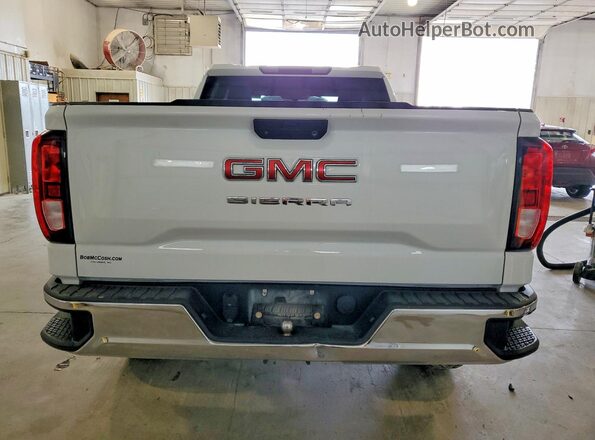 1GTR9AED7NZ161303 2022 GMC SIERRA Белый Вид салона спереди