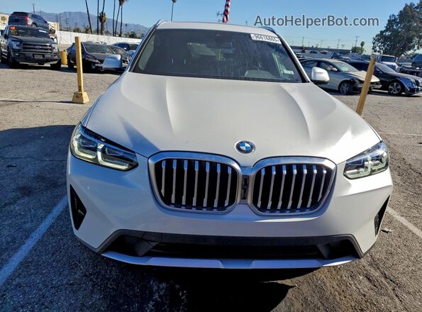5UX53DP05R9V35147 2024 BMW X3 Белый Вид сзади