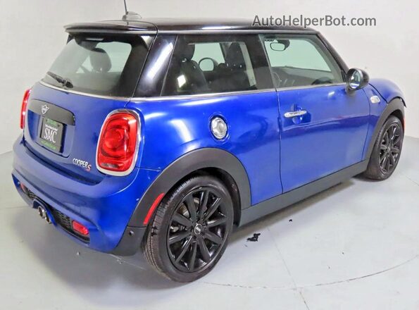 WMWXP7C56K2A53819 2019 MINI COOPER Blue 