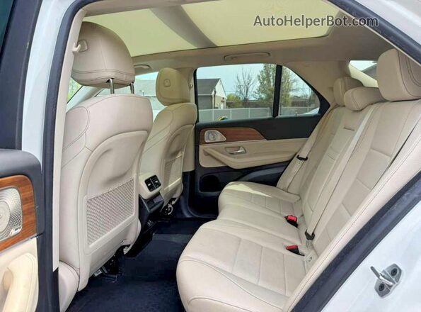 4JGFB4KB9NA717472 2022 MERCEDES-BENZ GLE White Widok zestawu wskaźników