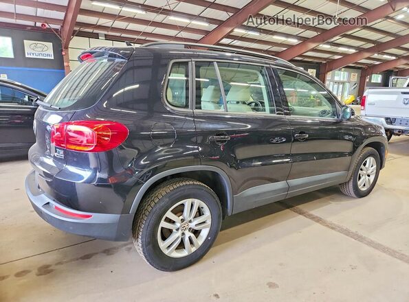 WVGBV7AXXHK000324 2017 VOLKSWAGEN TIGUAN Черный Передняя правая четверть