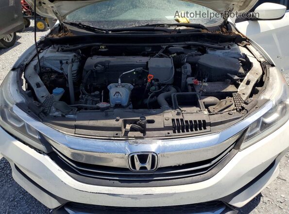 1HGCR2F16HA231331 2017 HONDA ACCORD White 
