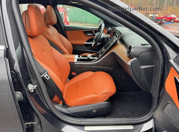W1KAF4HBXNR044032 2022 MERCEDES-BENZ C Gray Widok z tyłu