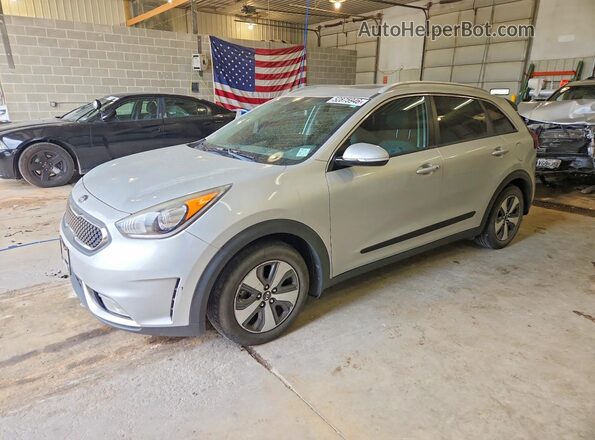 KNDCC3LC4H5052676 2017 KIA NIRO Серебряный Задняя левая четверть