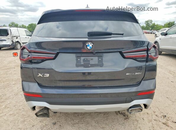 WBX47DP07RN252373 2024 BMW X3 Charcoal Widok wnętrza z przodu