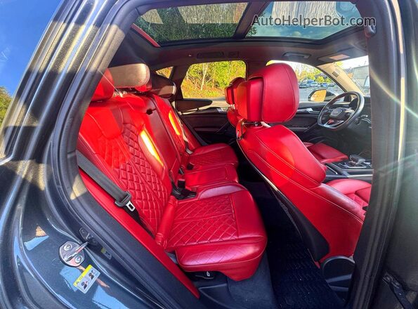 WA1C4AFY4K2020158 2019 AUDI SQ5 Black Вид ззаду