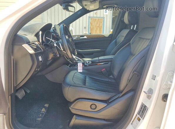 4JGDF6EE7HA845758 2017 MERCEDES-BENZ GLS White Widok deski rozdzielczej