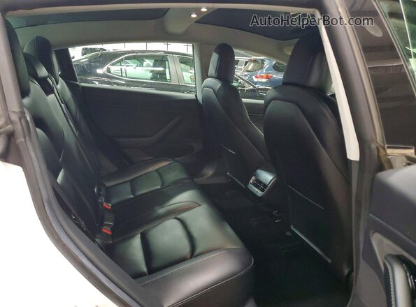 5YJ3E1EAXKF417507 2019 TESLA MODEL Белый 