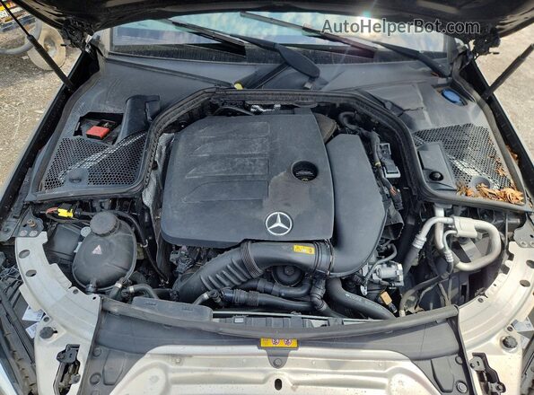W1KWF8DB7MR646792 2021 MERCEDES-BENZ C Black ძრავის განყოფილების ხედი