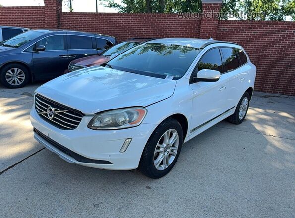 YV440MDJ6G2845538 2016 VOLVO XC60 White 