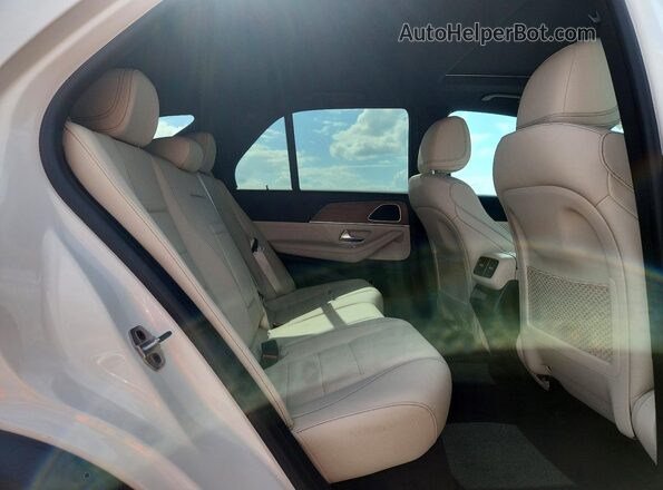 4JGFB4FB9RB188132 2024 MERCEDES-BENZ GLE White Vista del compartimento del motor