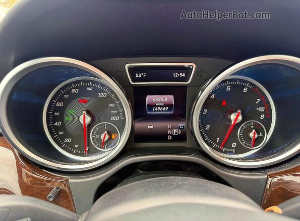 4JGDA5HB9JB073760 2018 MERCEDES-BENZ GLE Silver Widok zestawu wskaźników
