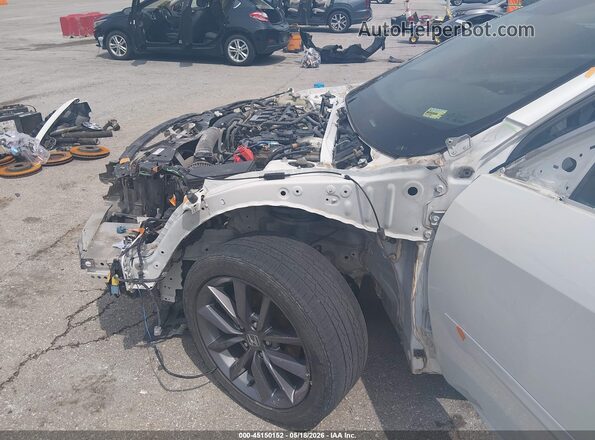 19XFC1F30LE004246 2020 HONDA CIVIC Белый Вид спереди