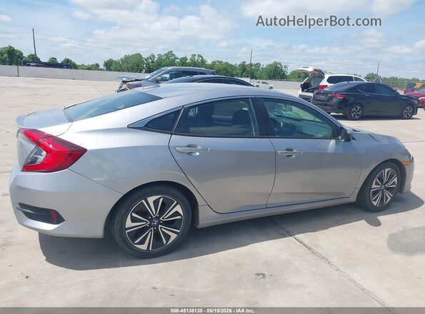 19XFC1F35HE017663 2017 HONDA CIVIC Silver Widok wnętrza z tyłu