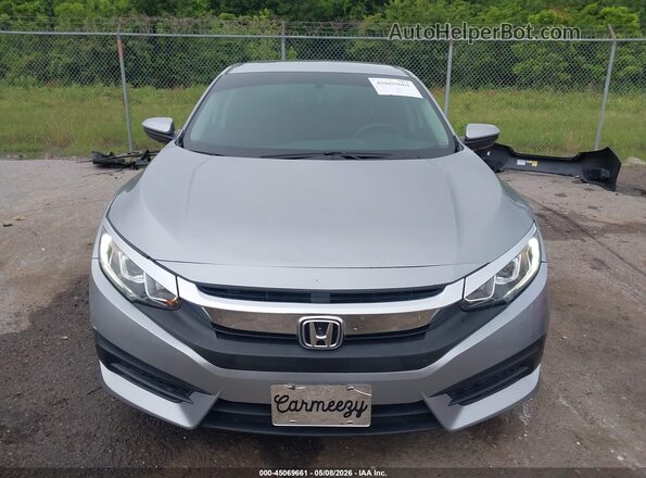 19XFC2F55HE019632 2017 HONDA CIVIC Gray Rear interior view