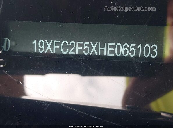 19XFC2F5XHE065103 2017 HONDA CIVIC Black Engine compartment view