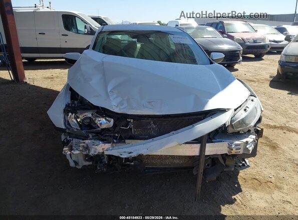 19XFC2F68LE017830 2020 HONDA CIVIC Белый Вид спереди
