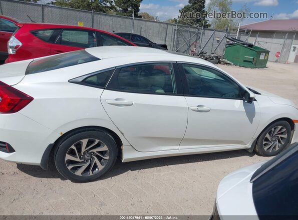 19XFC2F76GE032633 2016 HONDA CIVIC White Вид задньої частини салону