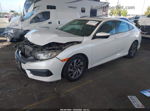 19XFC2F76JE208524 2018 HONDA CIVIC Белый 