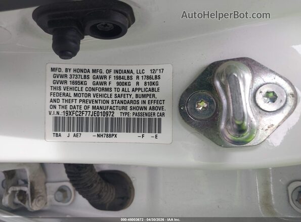 19XFC2F77JE010972 2018 HONDA CIVIC White Engine compartment view
