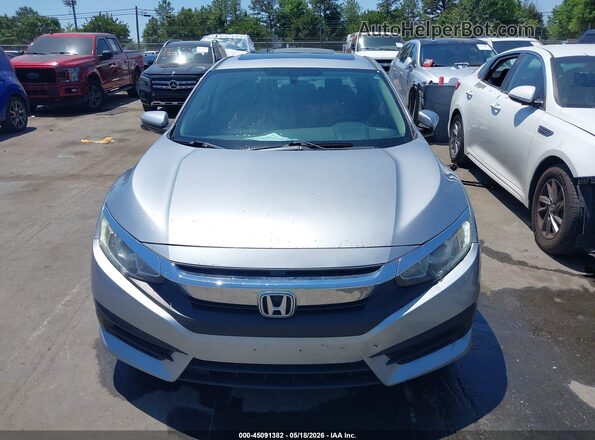 19XFC2F78HE014992 2017 HONDA CIVIC Серебряный Вид спереди
