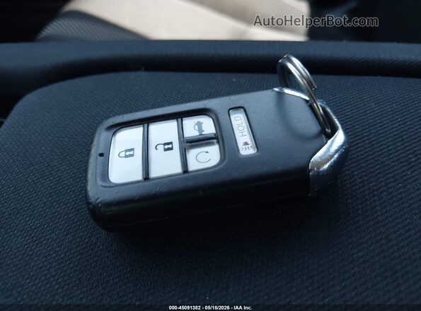 19XFC2F78HE014992 2017 HONDA CIVIC Серебряный Вид панели приборов