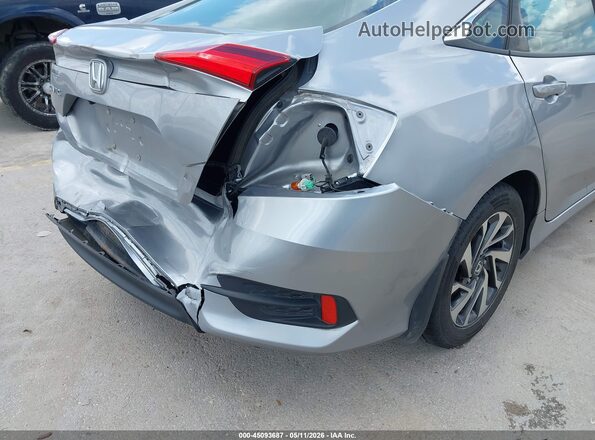 19XFC2F78JE011371 2018 HONDA CIVIC Silver 
