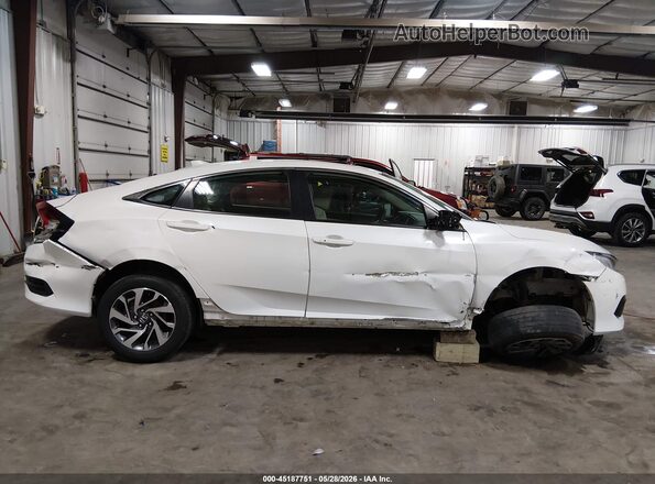 19XFC2F78JE021026 2018 HONDA CIVIC White Widok wnętrza 360 stopni