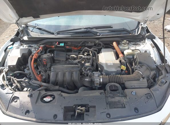 19XZE4F52LE003917 2020 HONDA INSIGHT White Вид ззаду