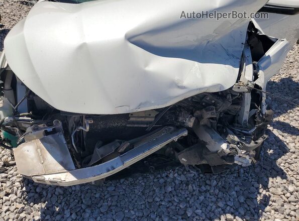 19XZE4F92NE007875 2022 HONDA INSIGHT Белый Вид задней части салона