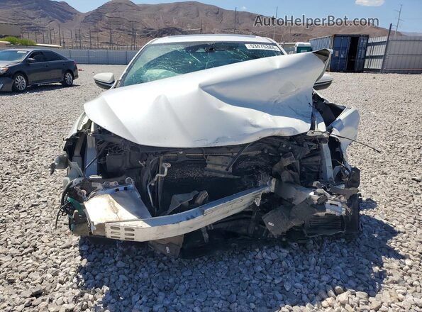 19XZE4F92NE007875 2022 HONDA INSIGHT Белый Вид спереди